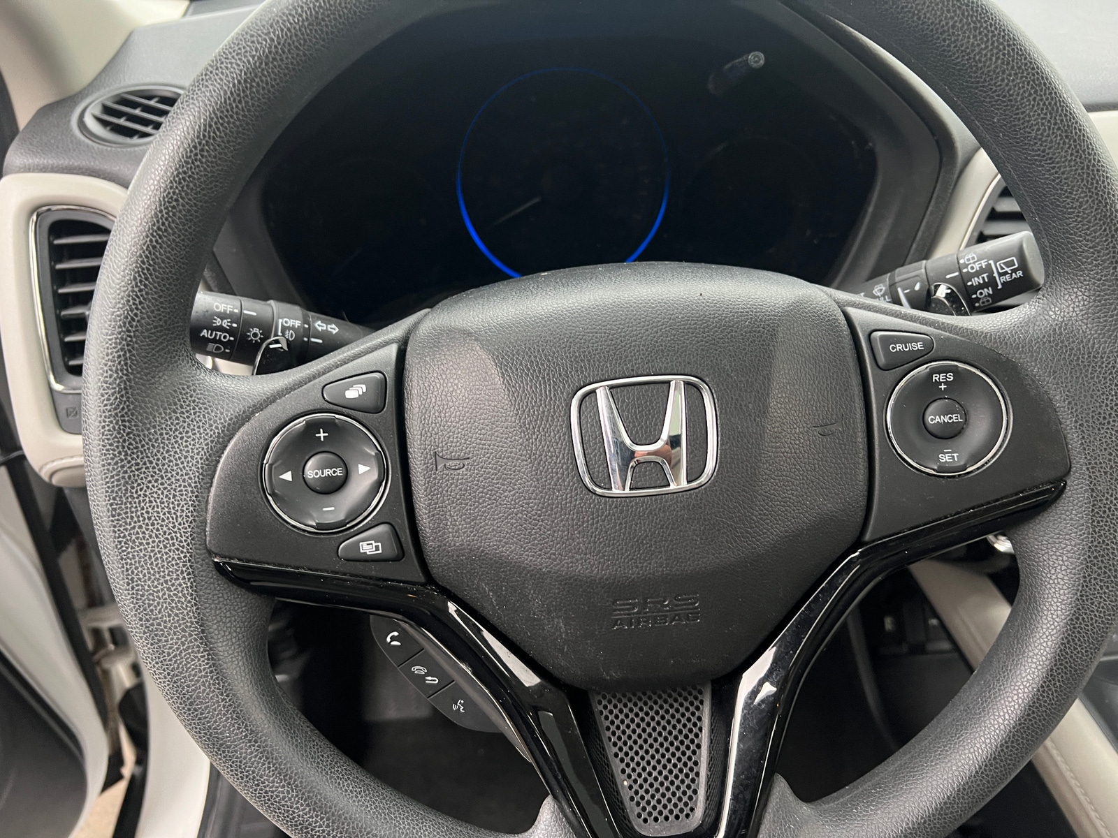 Thumbnail: 2016 Honda HR-V - 5