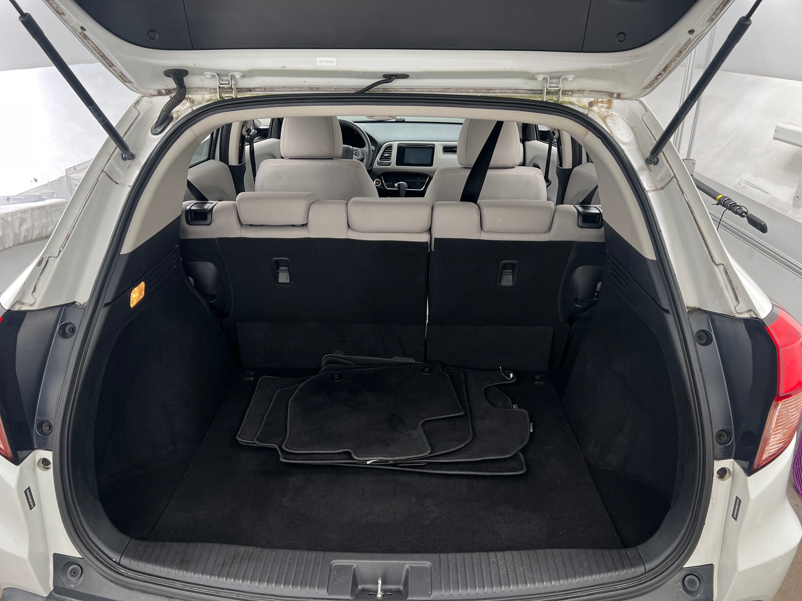 Thumbnail: 2016 Honda HR-V - 7