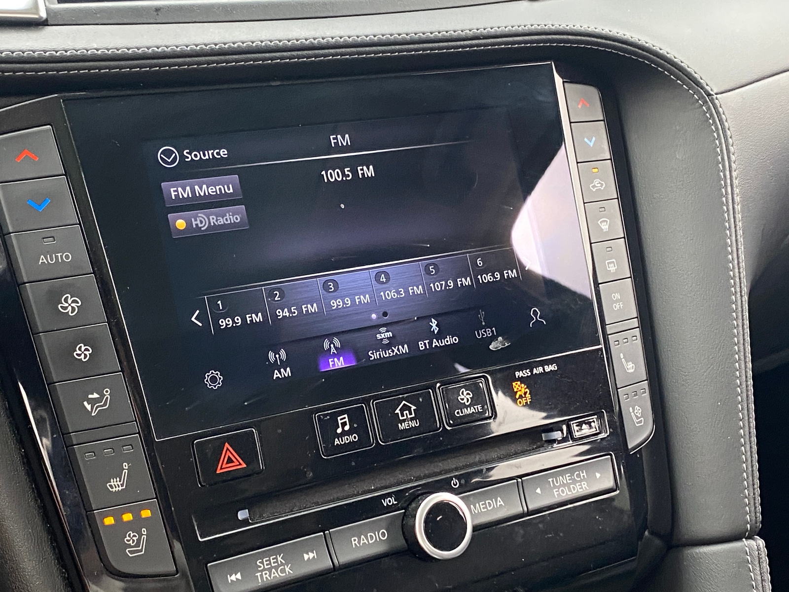 Thumbnail: 2021 INFINITI QX50 - 3