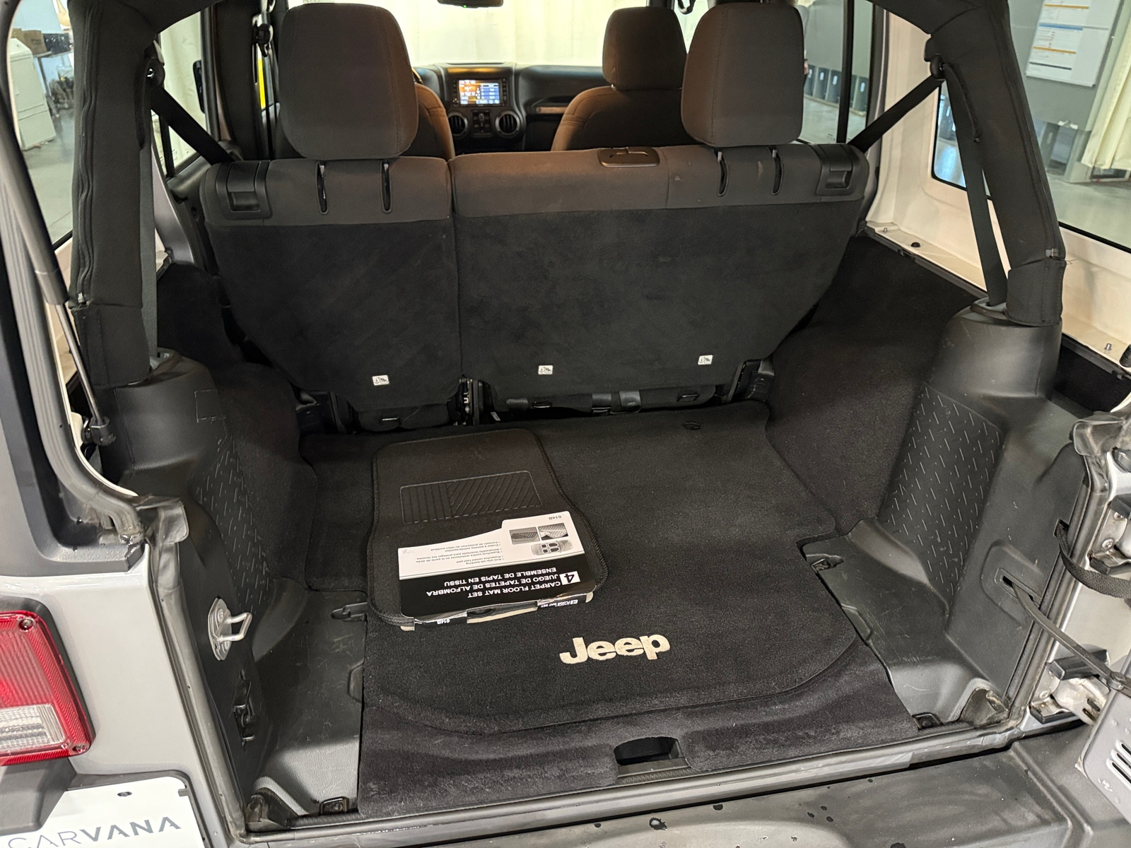 Thumbnail: 2017 Jeep Wrangler - 7
