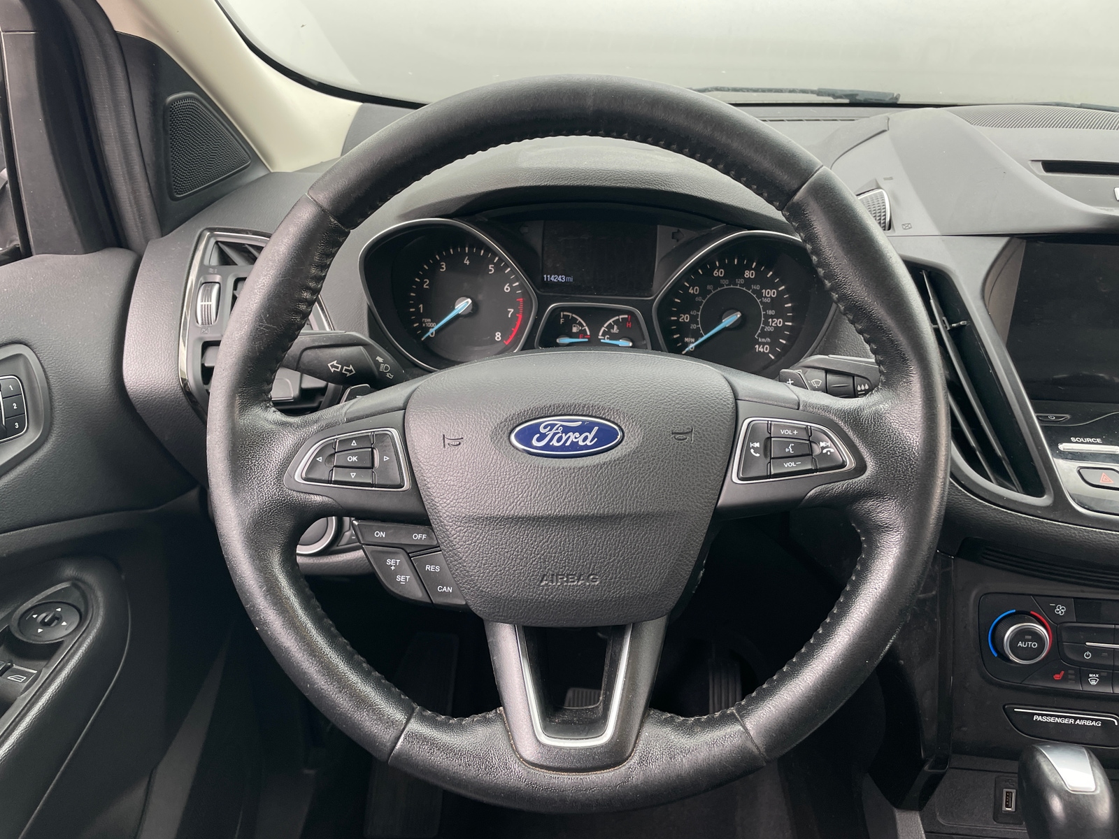 Thumbnail: 2017 Ford Escape - 4