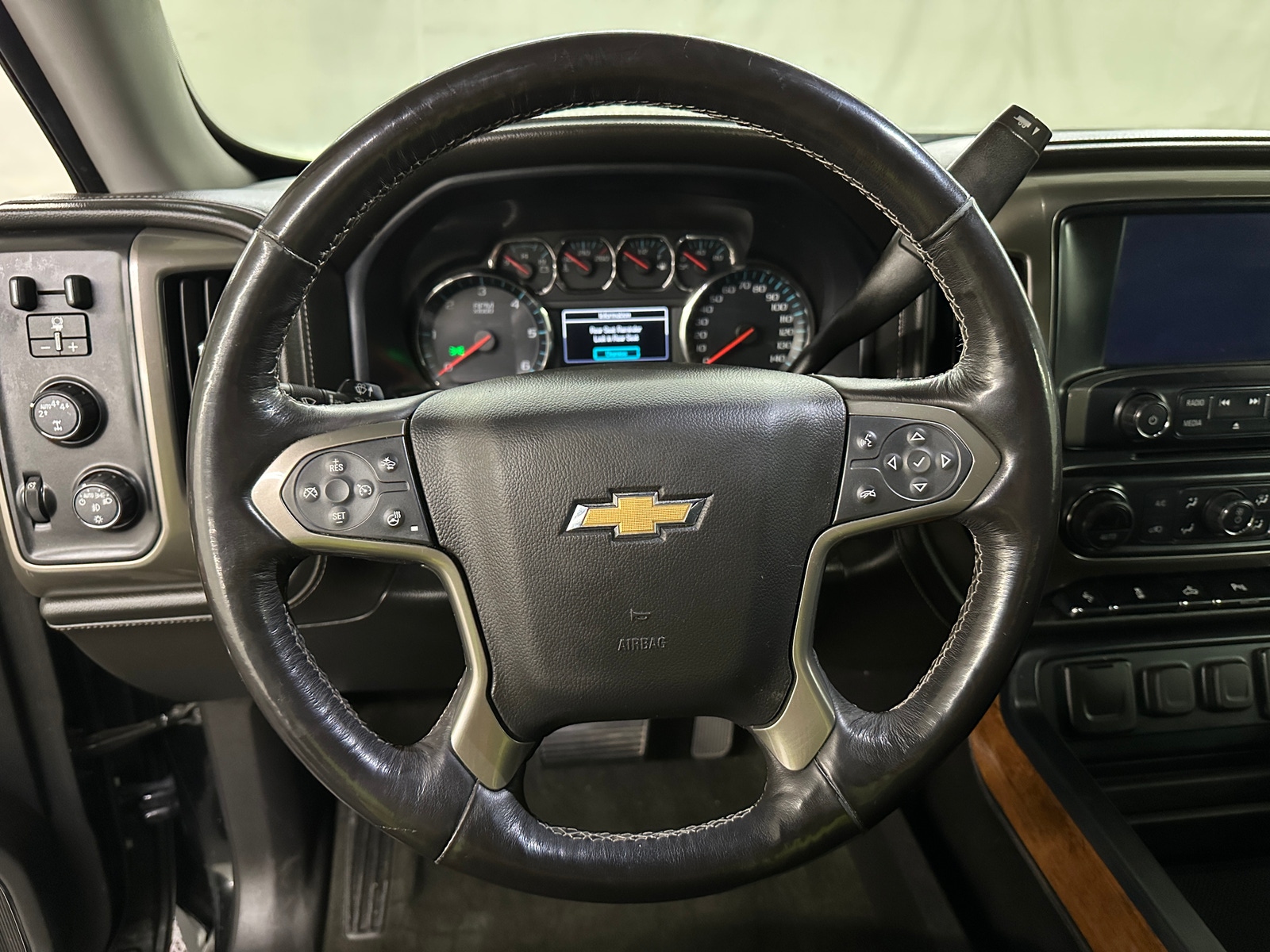 Thumbnail: 2018 Chevrolet Silverado 1500 - 4
