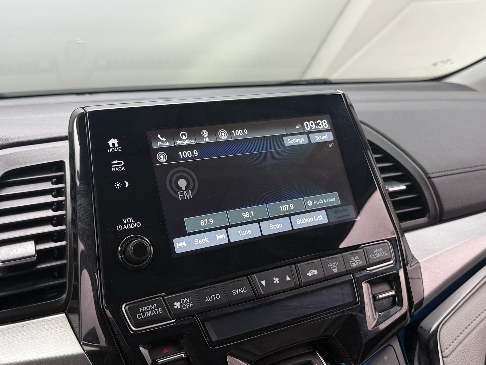 Thumbnail: 2022 Honda Odyssey - 3