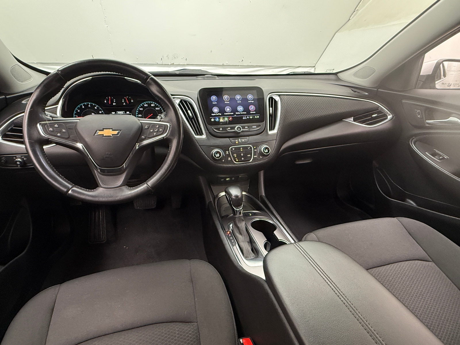 Thumbnail: 2021 Chevrolet Malibu - 3
