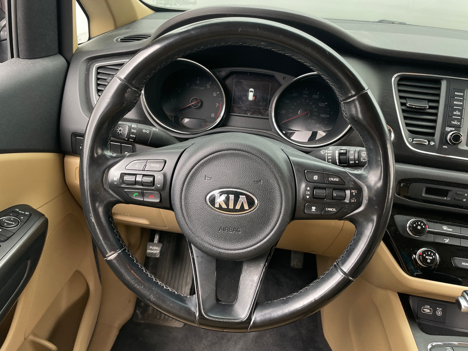 Thumbnail: 2018 Kia Sedona - 4