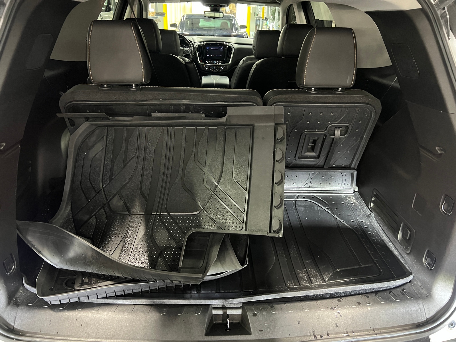 Thumbnail: 2021 Chevrolet Traverse - 6