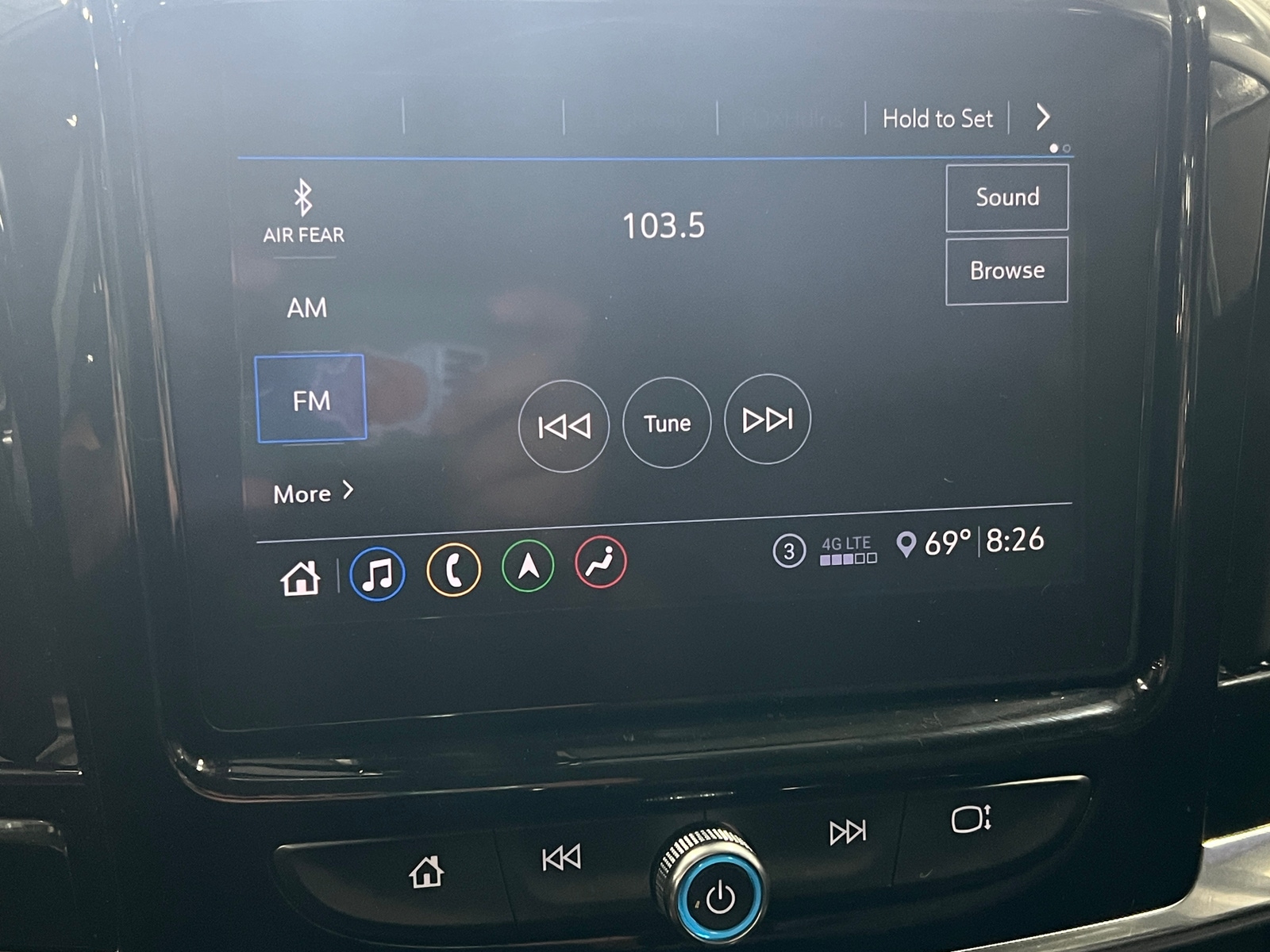 Thumbnail: 2021 Chevrolet Traverse - 3