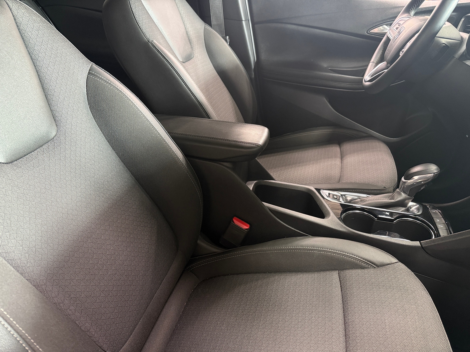 Thumbnail: 2024 Buick Encore GX - 2