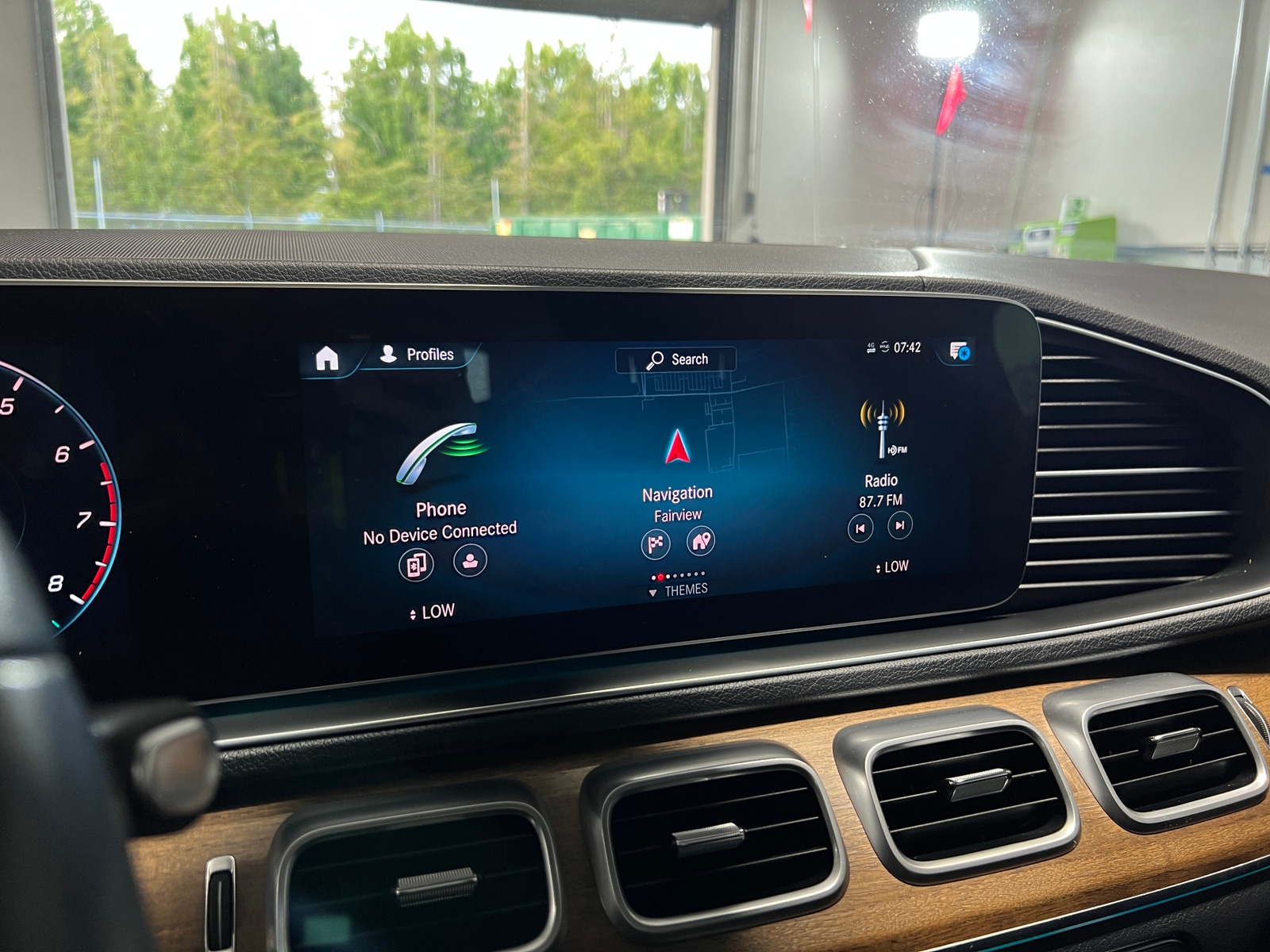 Thumbnail: 2020 Mercedes-Benz GLS - 3