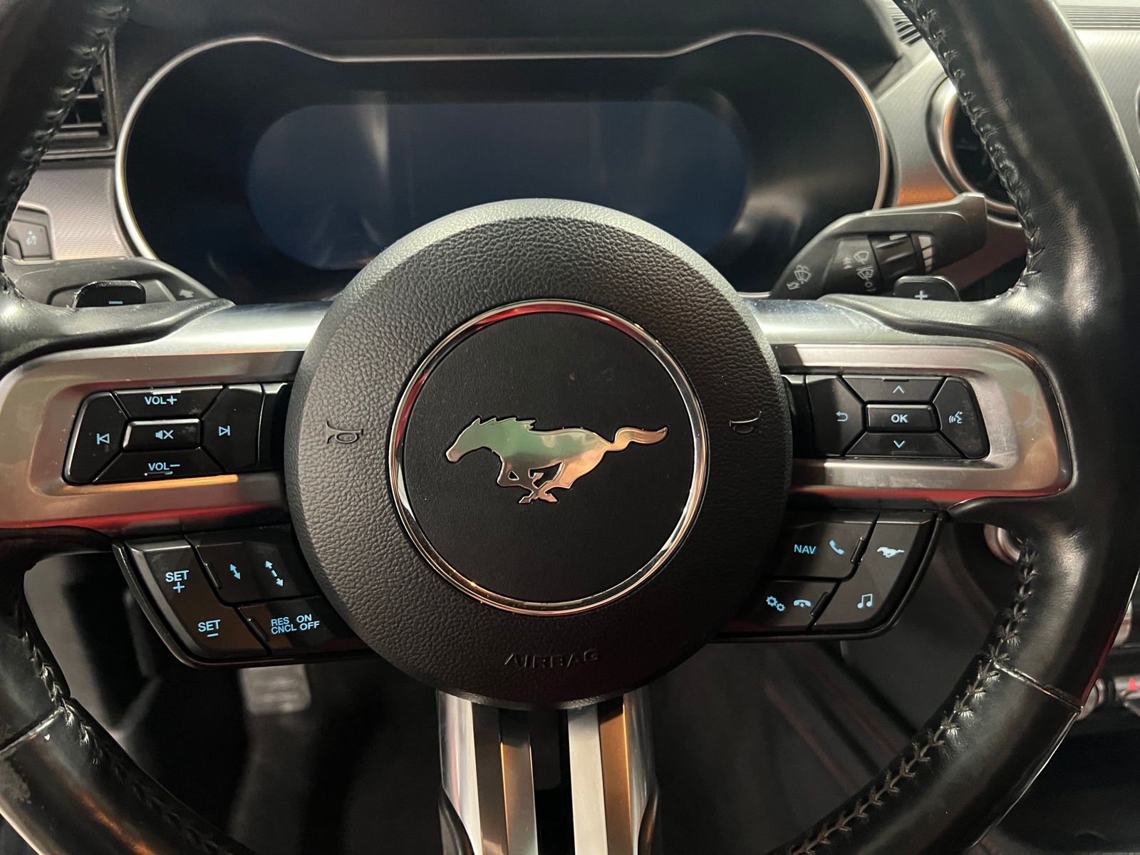 Thumbnail: 2019 Ford Mustang - 4