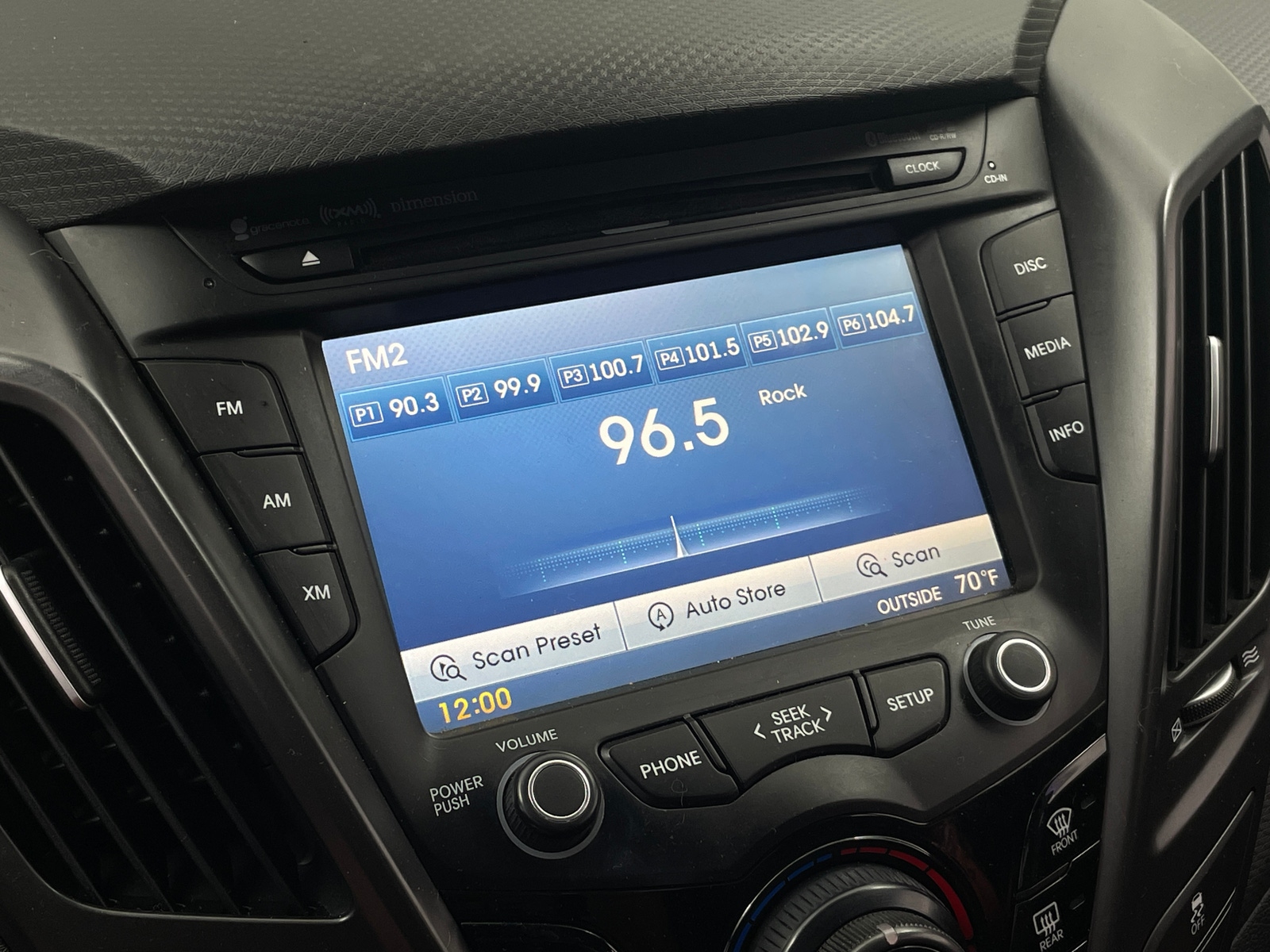 Thumbnail: 2016 Hyundai Veloster - 2