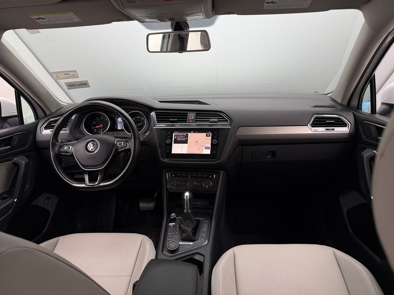 Thumbnail: 2018 Volkswagen Tiguan - 2