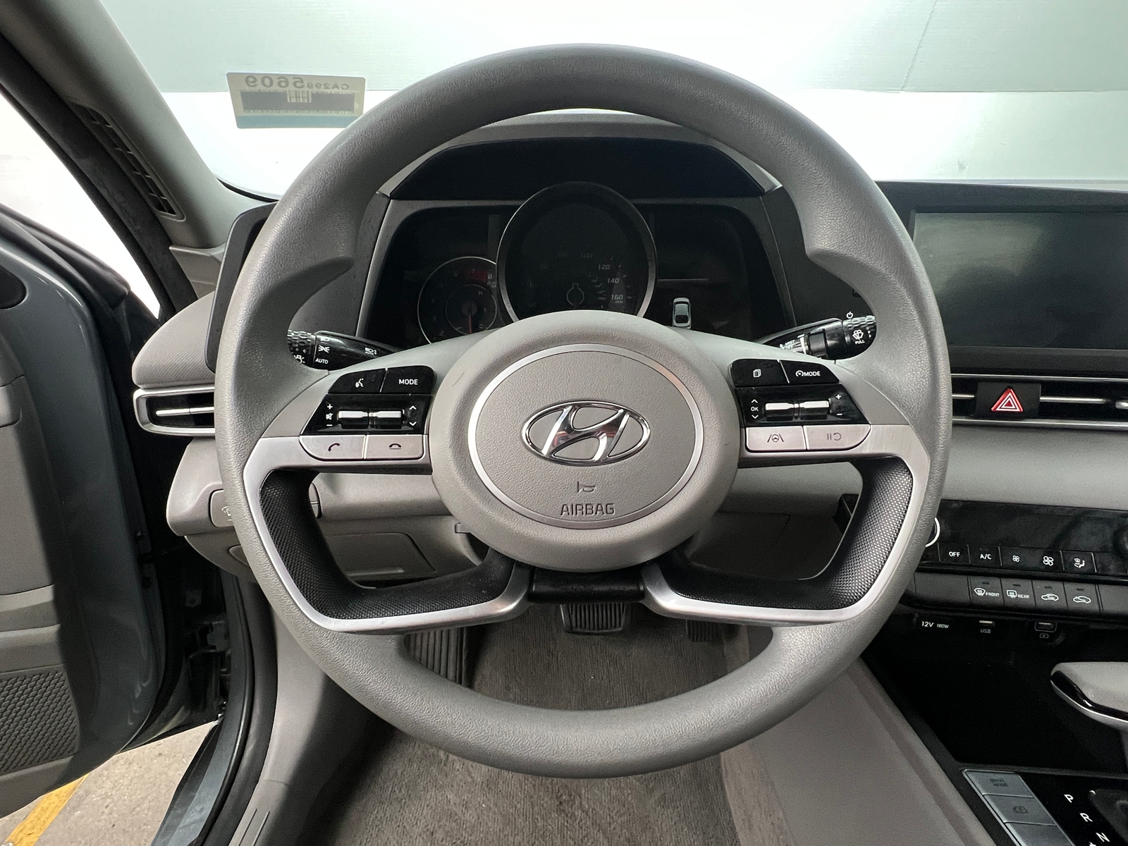 Thumbnail: 2022 Hyundai Elantra - 5