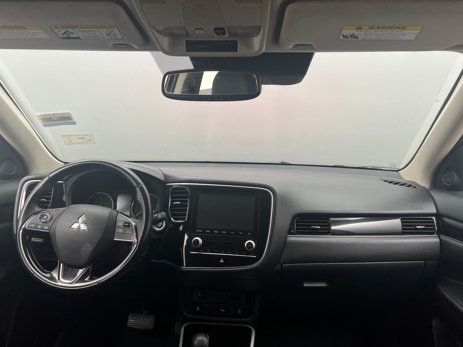 Thumbnail: 2020 Mitsubishi Outlander - 3