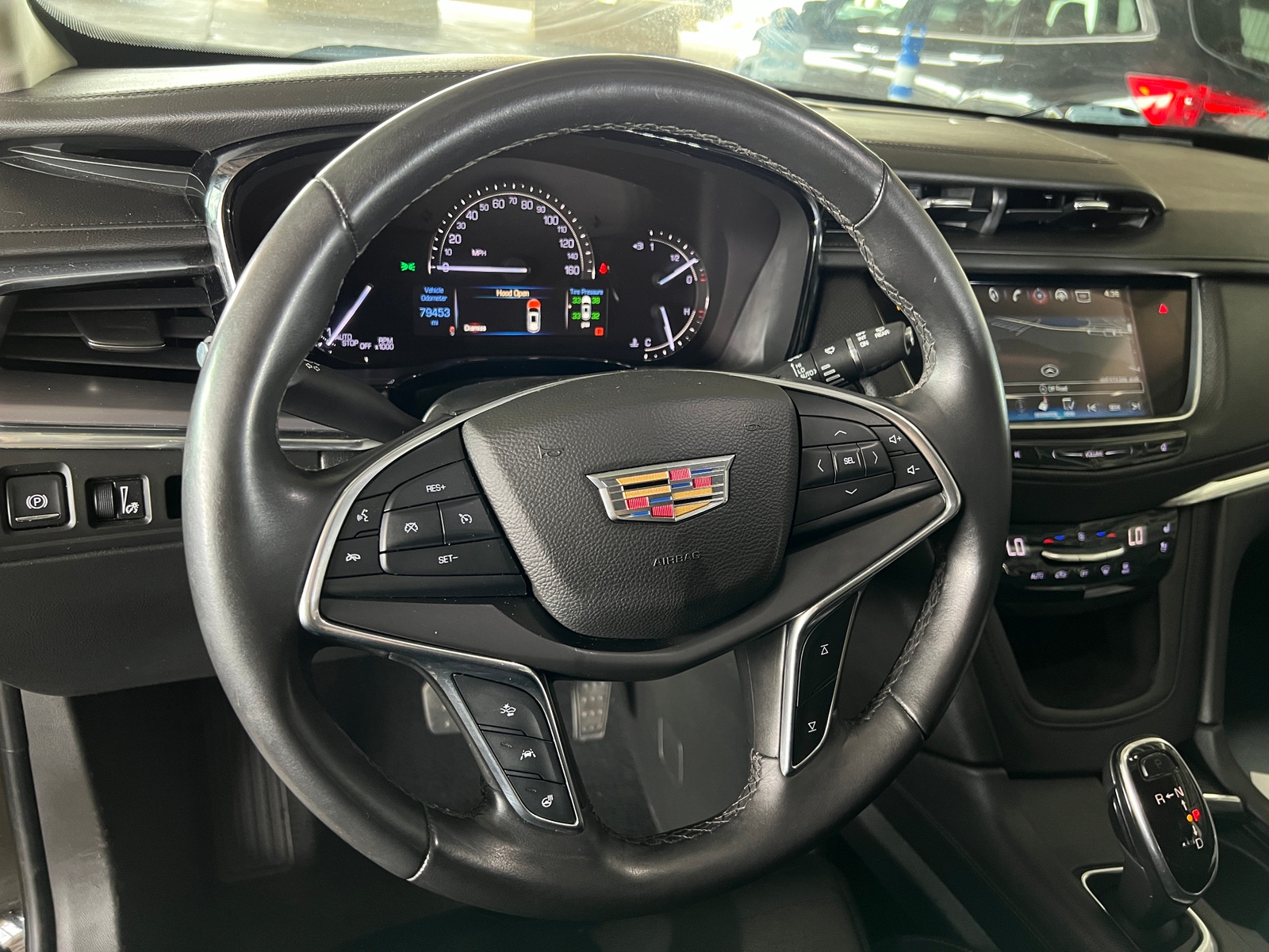 Thumbnail: 2017 Cadillac XT5 - 4