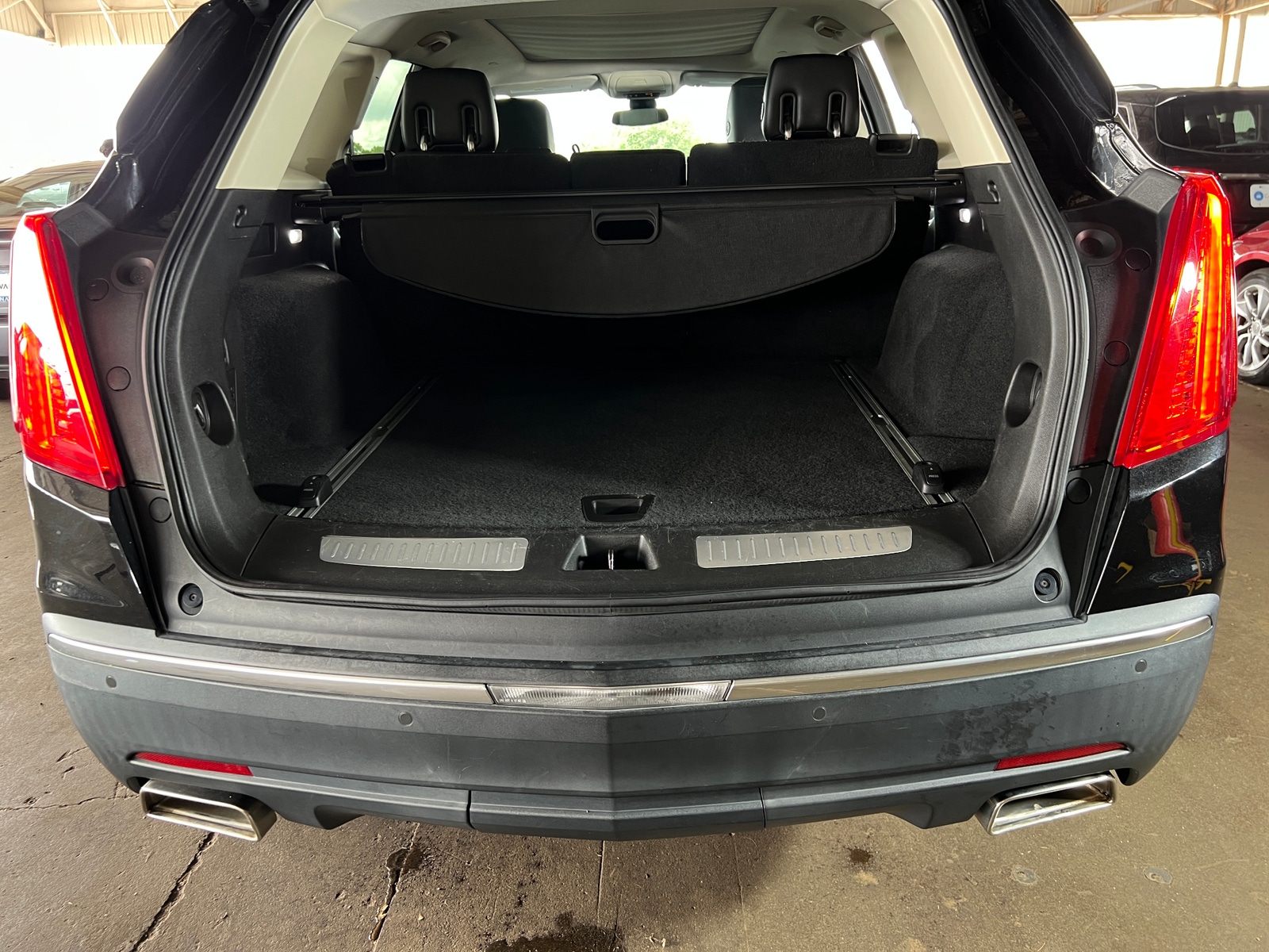 Thumbnail: 2017 Cadillac XT5 - 6