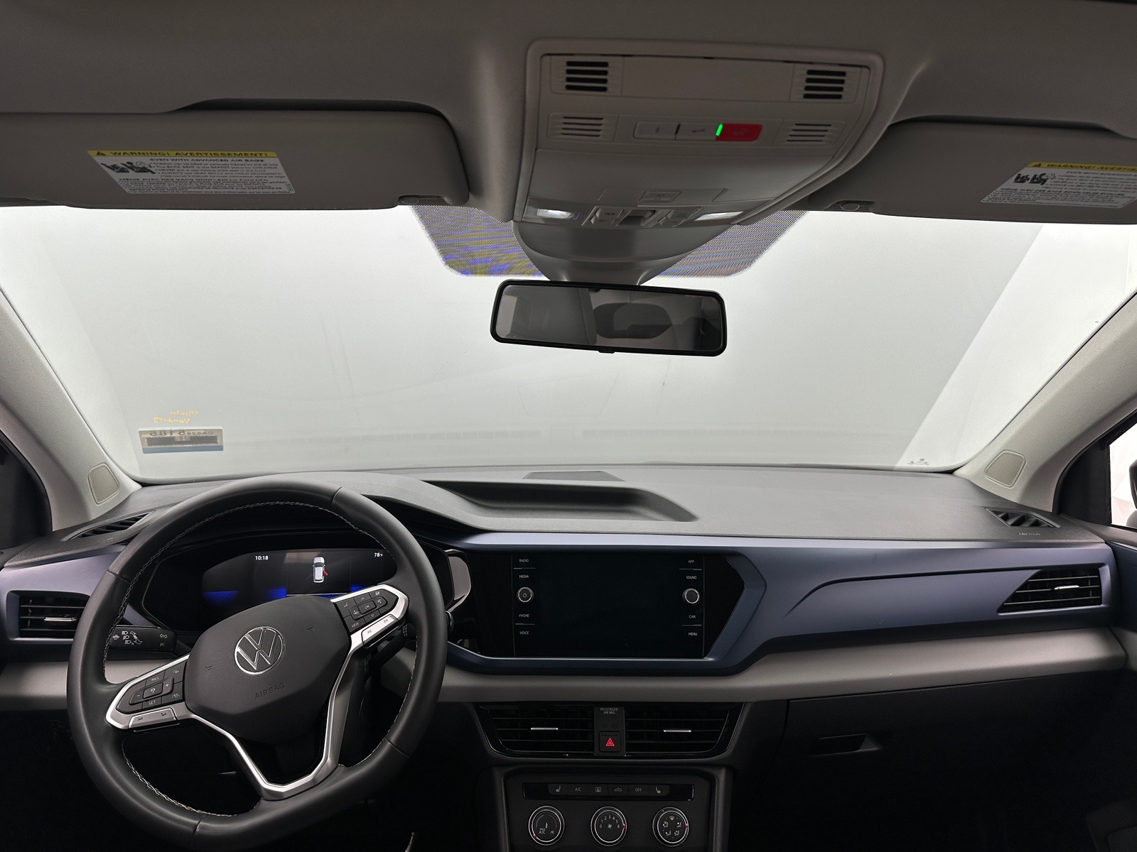 Thumbnail: 2022 Volkswagen Taos - 2