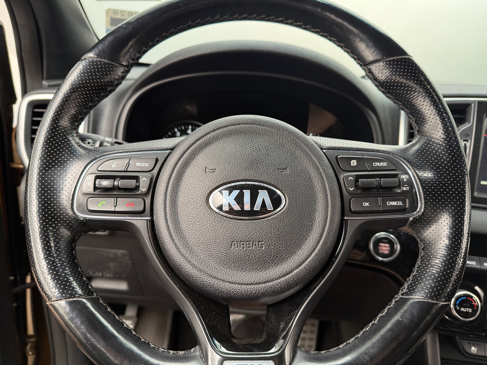 Thumbnail: 2017 Kia Sportage - 4