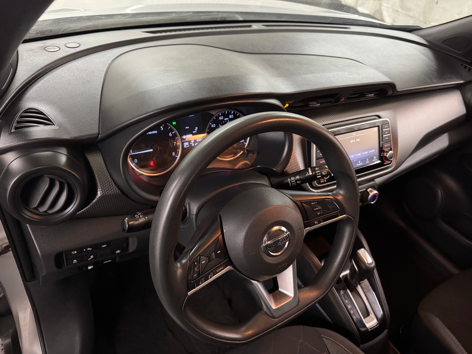 Thumbnail: 2020 Nissan Kicks - 3