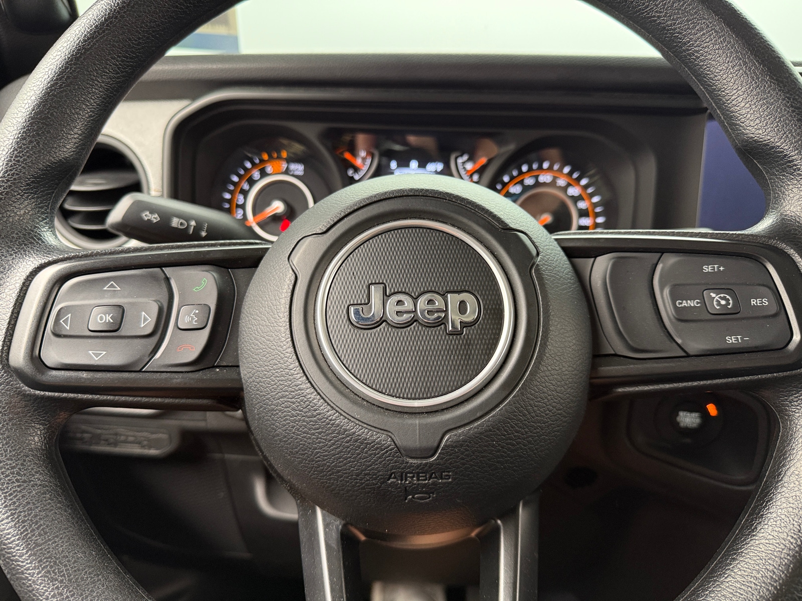 Thumbnail: 2024 Jeep Wrangler - 5
