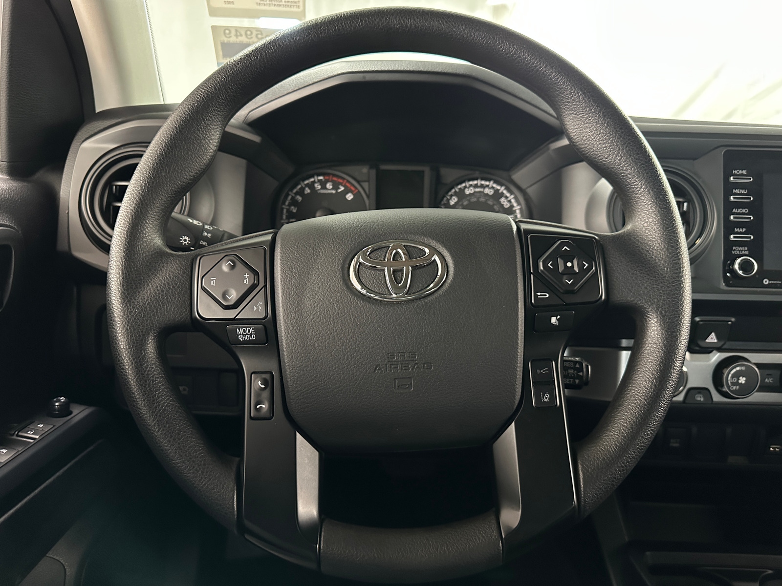 Thumbnail: 2022 Toyota Tacoma - 5