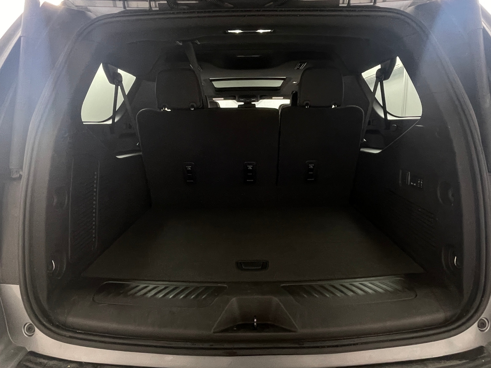 Thumbnail: 2022 GMC Yukon XL - 6