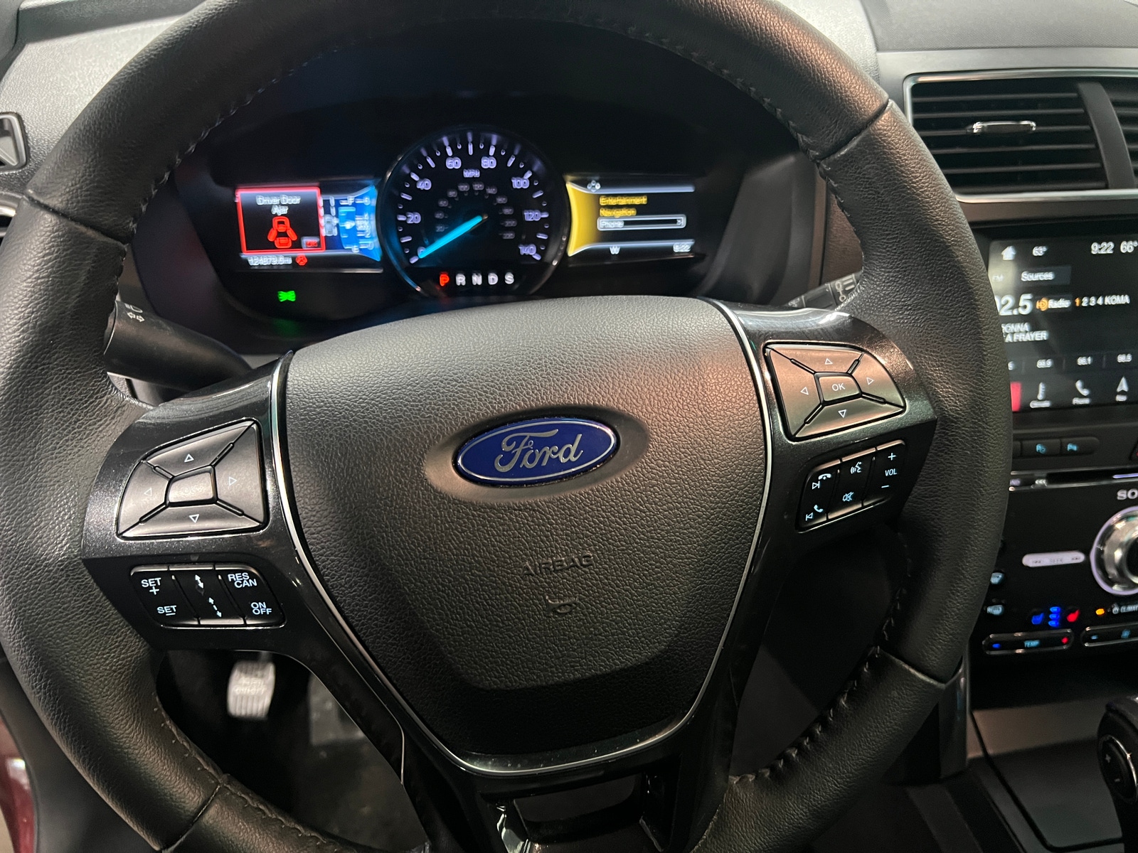 Thumbnail: 2018 Ford Explorer - 4