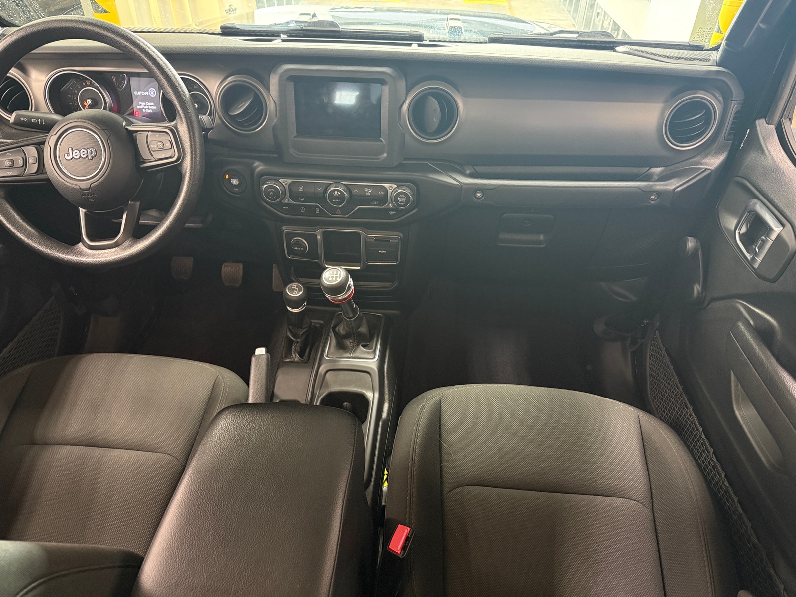 Thumbnail: 2022 Jeep Gladiator - 3