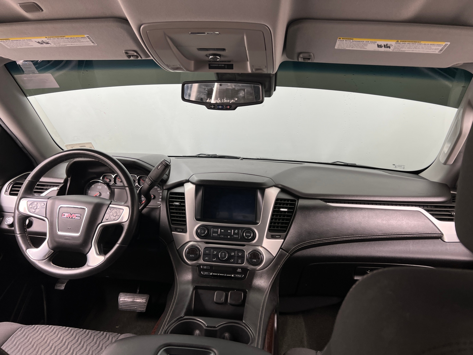 Thumbnail: 2017 GMC Yukon - 3