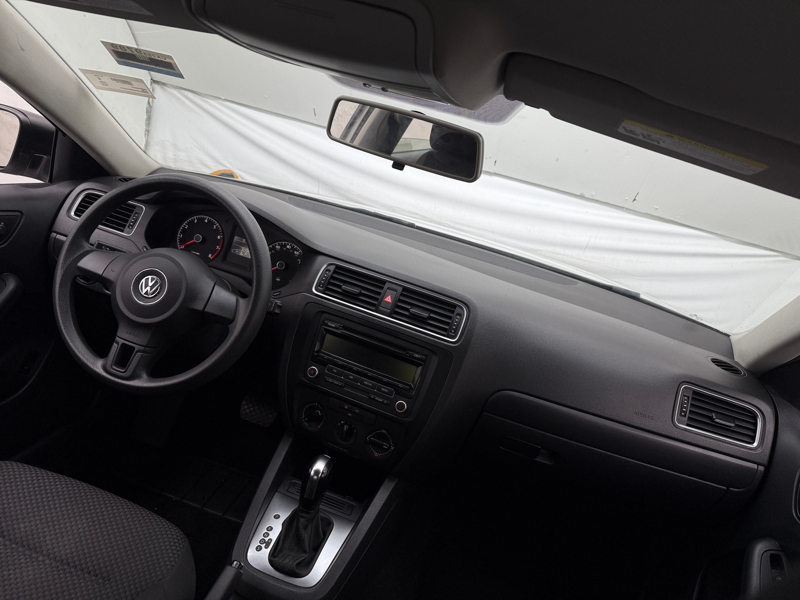 Thumbnail: 2014 Volkswagen Jetta - 3