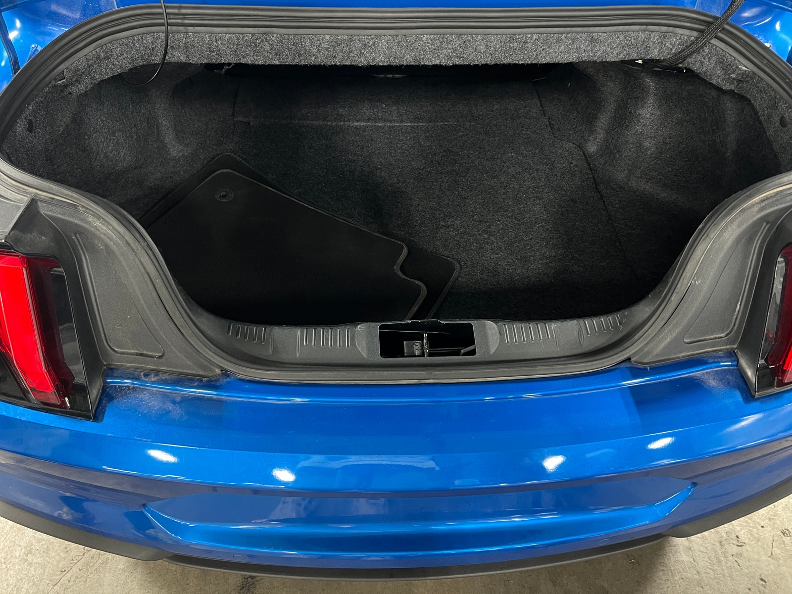 Thumbnail: 2019 Ford Mustang - 6