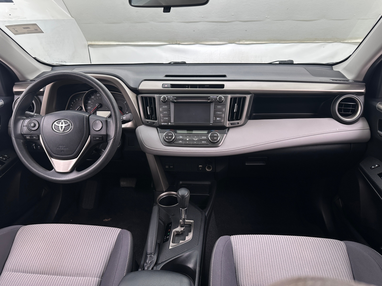 Thumbnail: 2014 Toyota RAV4 - 3