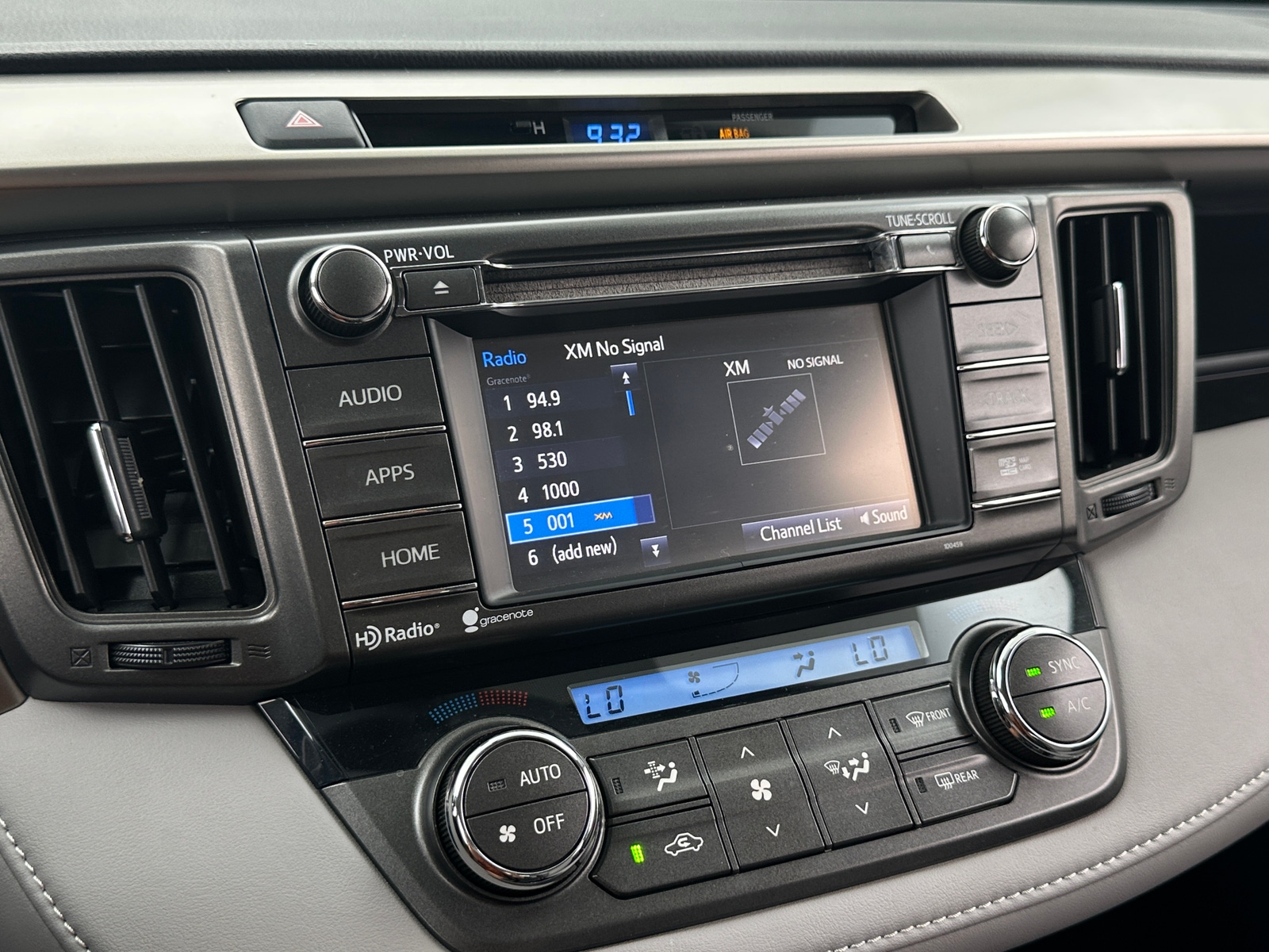 Thumbnail: 2014 Toyota RAV4 - 4