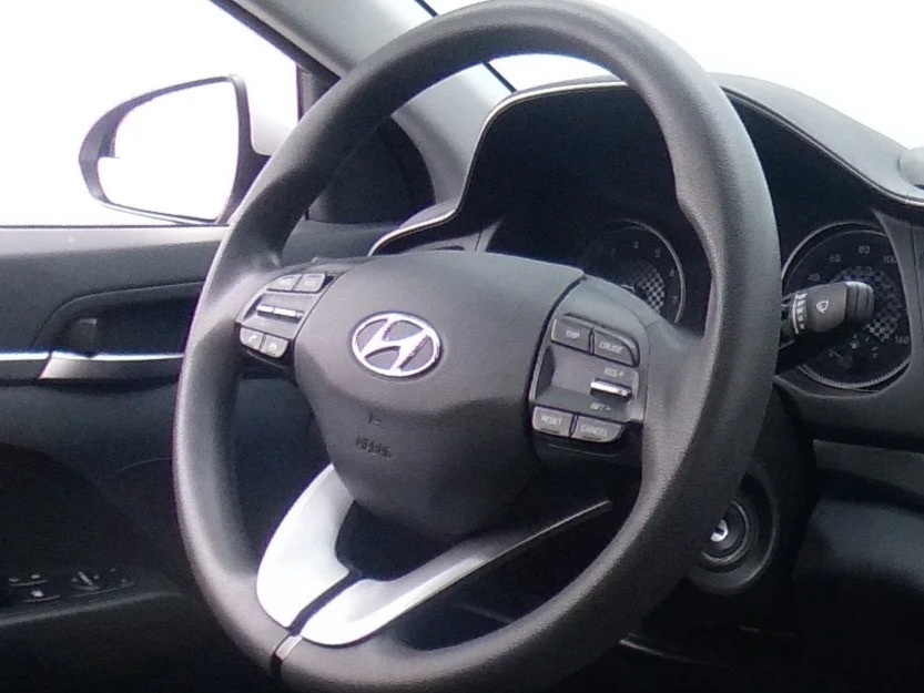 Thumbnail: 2019 Hyundai Elantra - 5