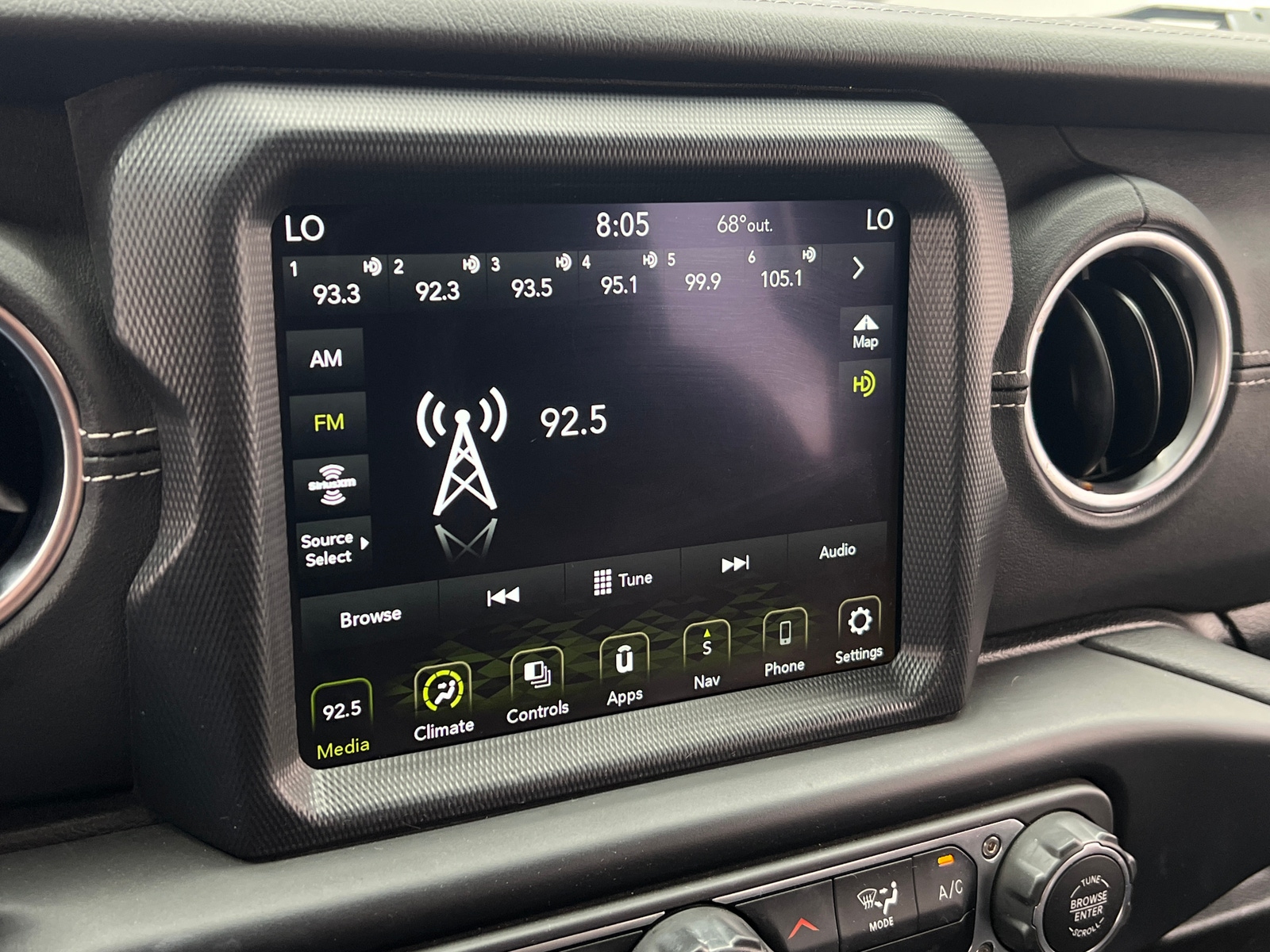Thumbnail: 2023 Jeep Wrangler - 3