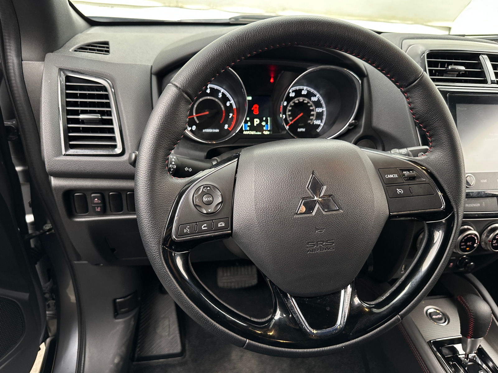 Thumbnail: 2024 Mitsubishi Outlander Sport - 5