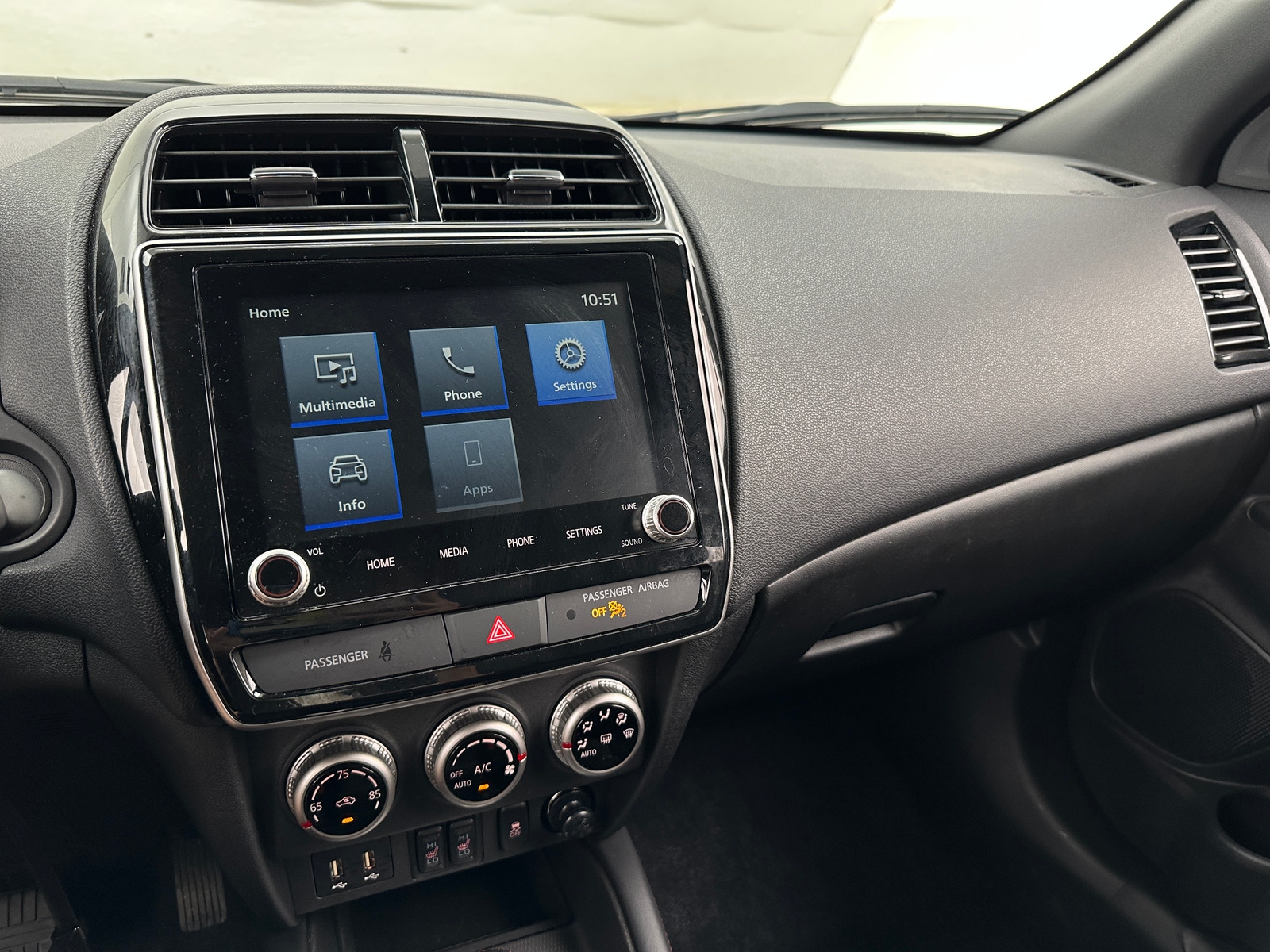 Thumbnail: 2024 Mitsubishi Outlander Sport - 4