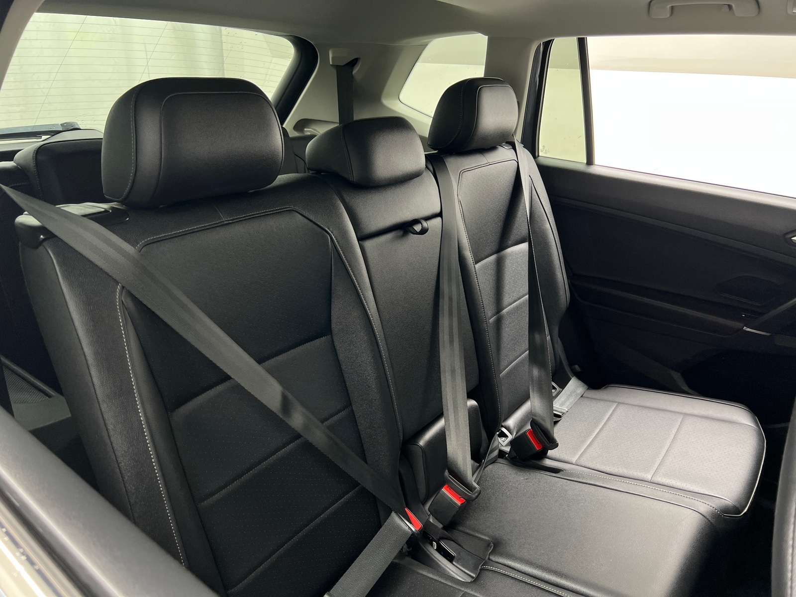 Thumbnail: 2020 Volkswagen Tiguan - 5