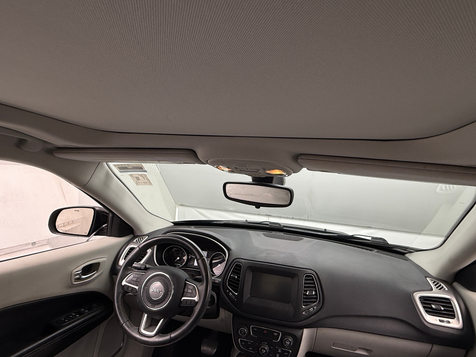Thumbnail: 2019 Jeep Compass - 3