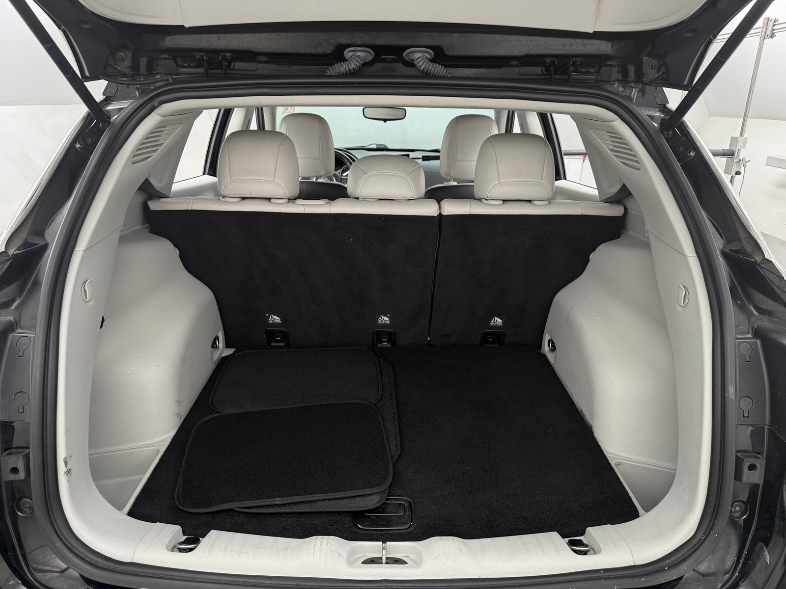 Thumbnail: 2019 Jeep Compass - 7