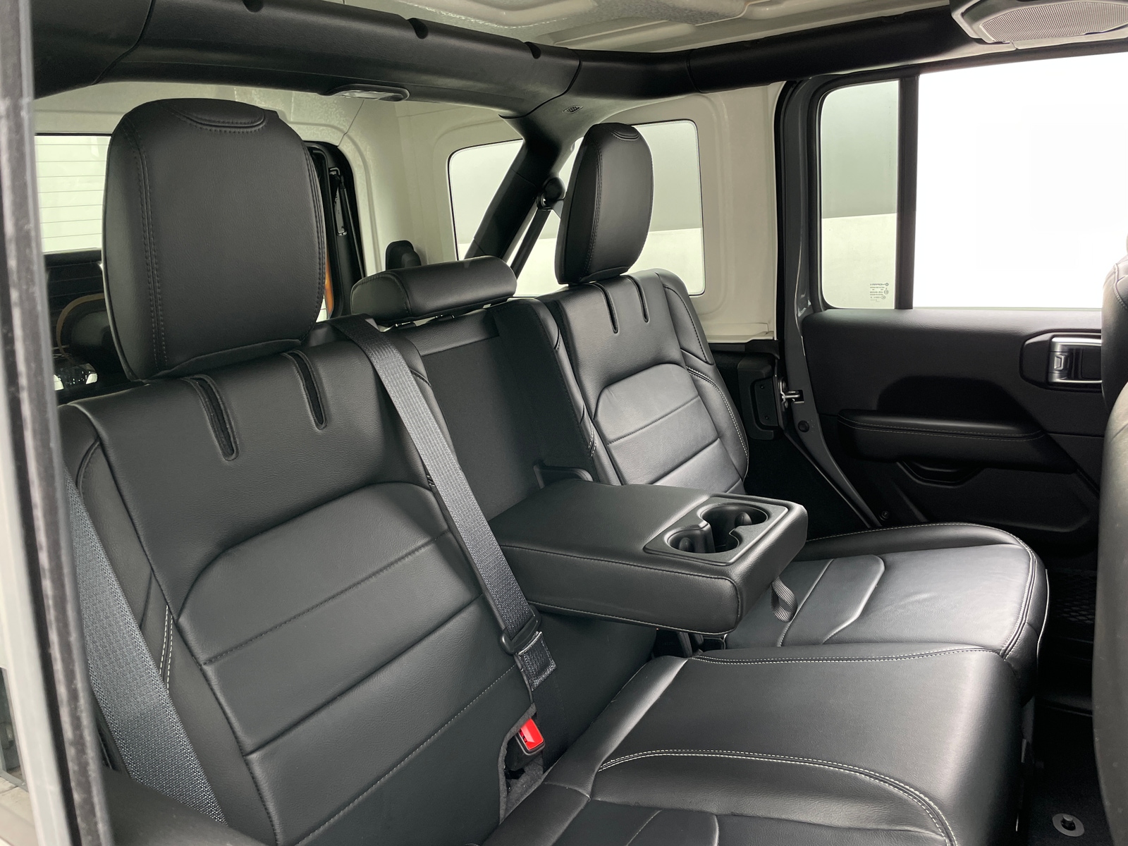 Thumbnail: 2021 Jeep Wrangler - 5