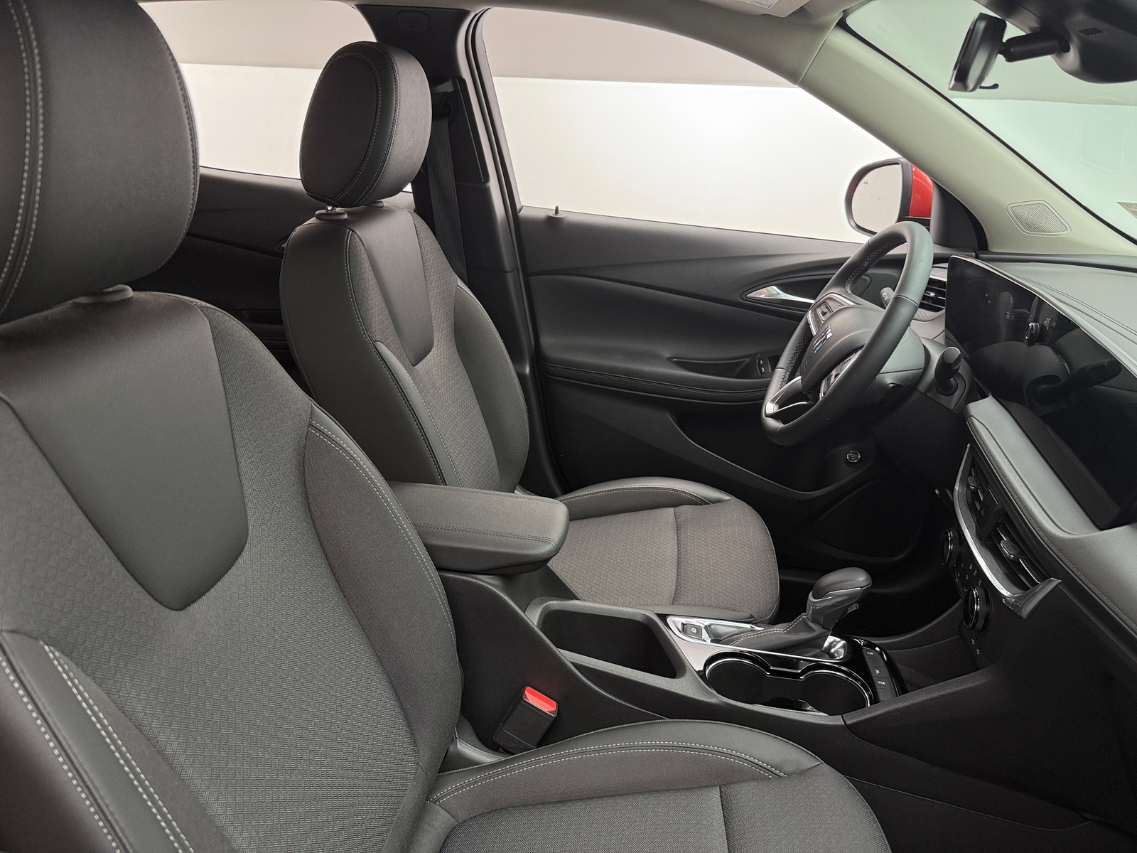 Thumbnail: 2024 Buick Encore GX - 2