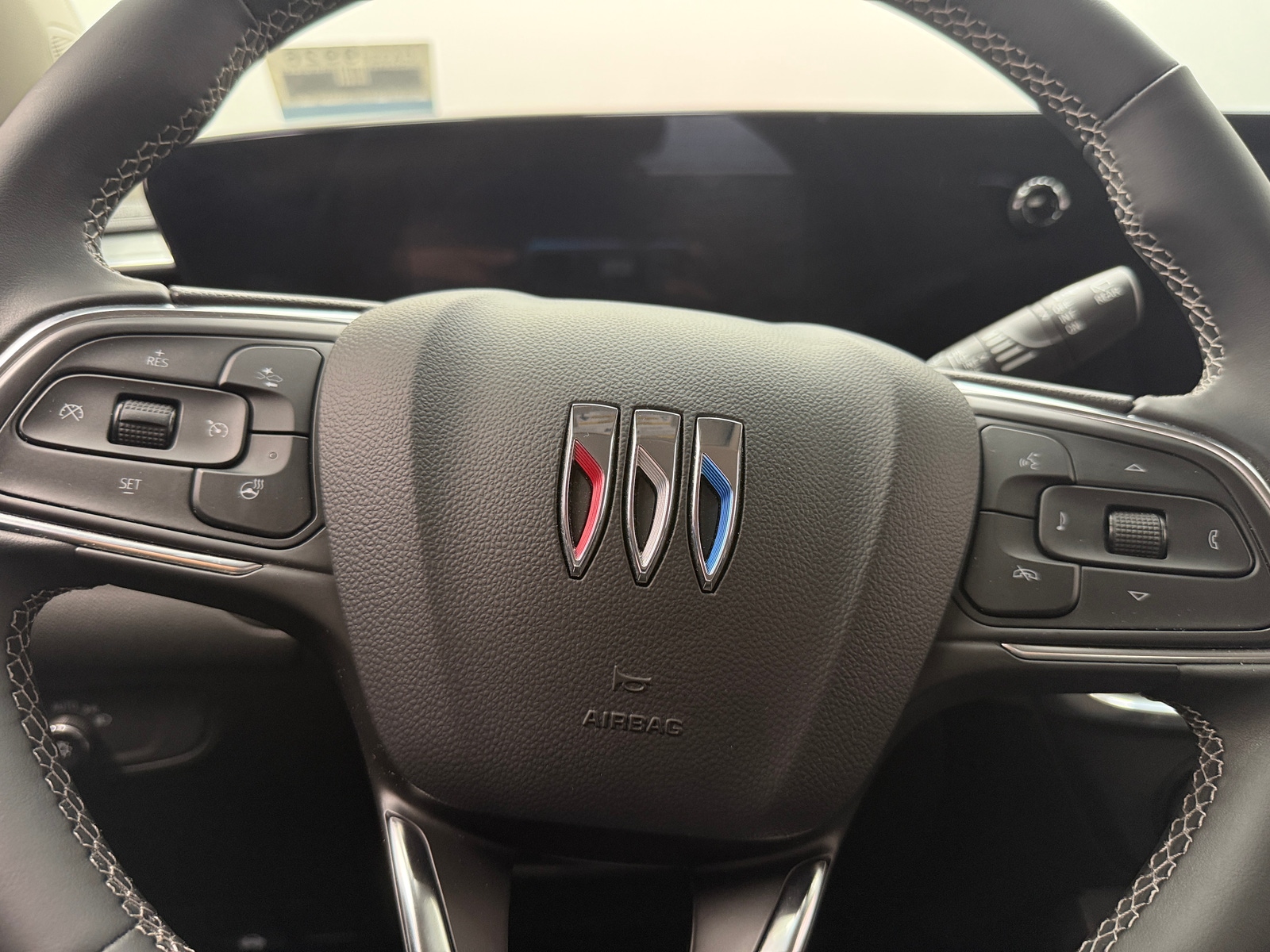 Thumbnail: 2024 Buick Encore GX - 5