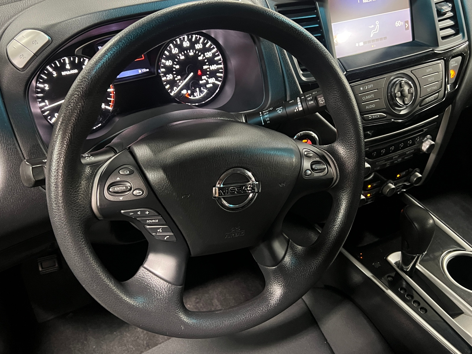Thumbnail: 2017 Nissan Pathfinder - 5