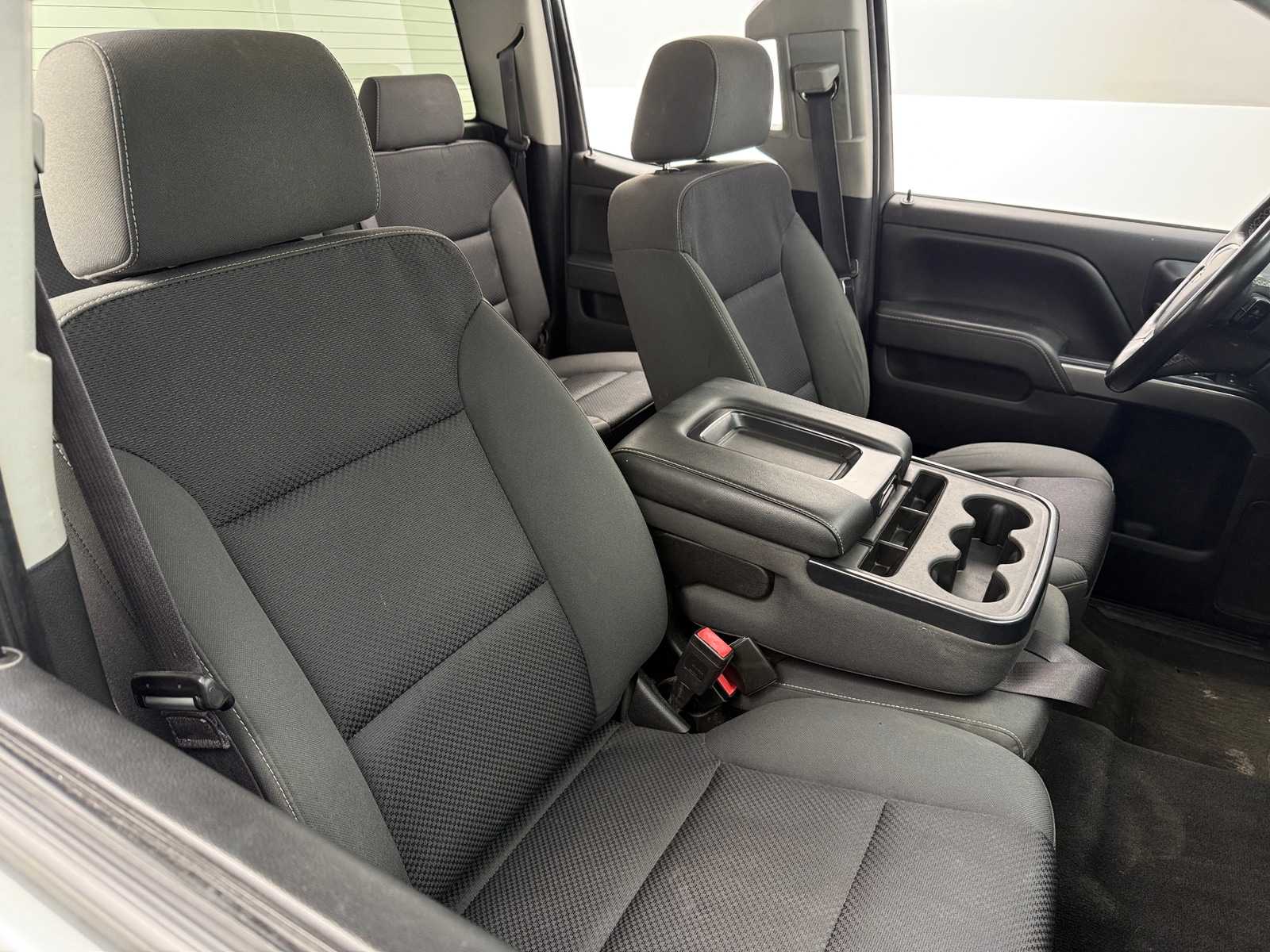 Thumbnail: 2016 Chevrolet Silverado 1500 - 2