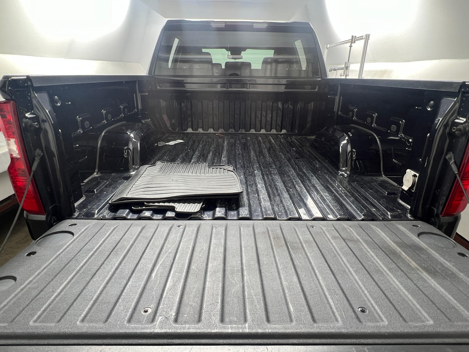 Thumbnail: 2022 Chevrolet Silverado 1500 - 7