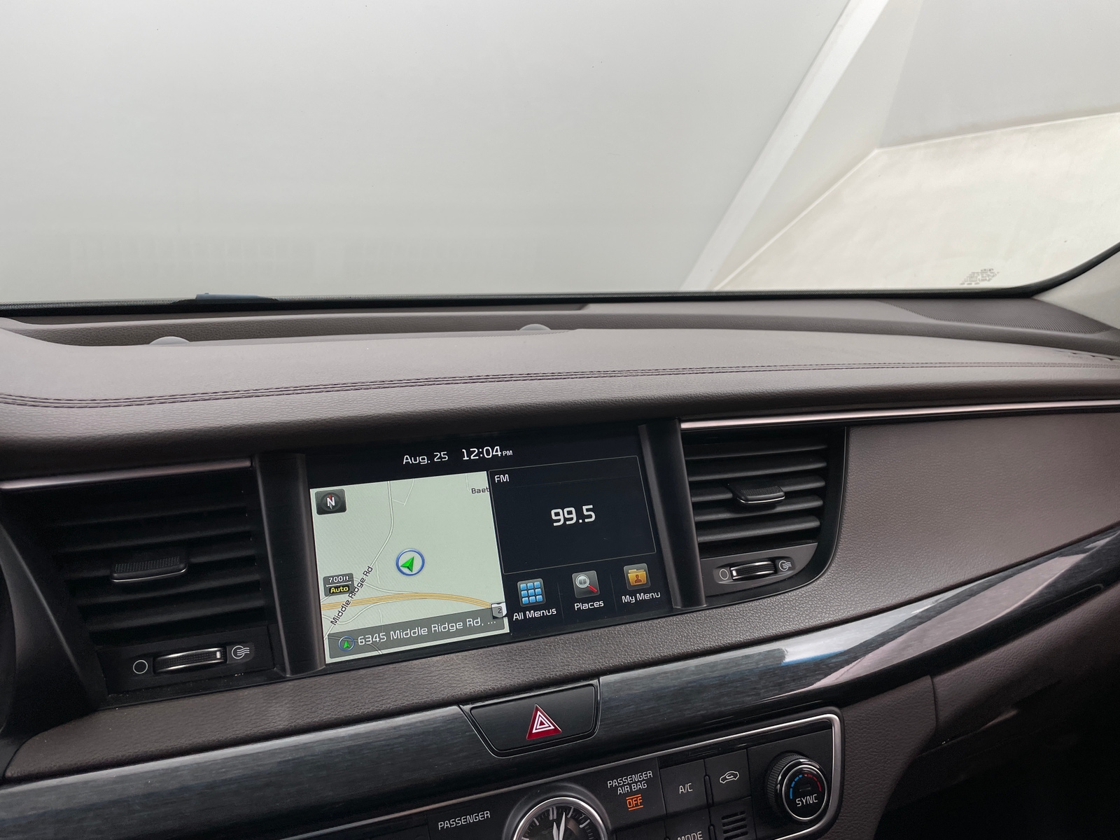 Thumbnail: 2017 Kia Cadenza - 3