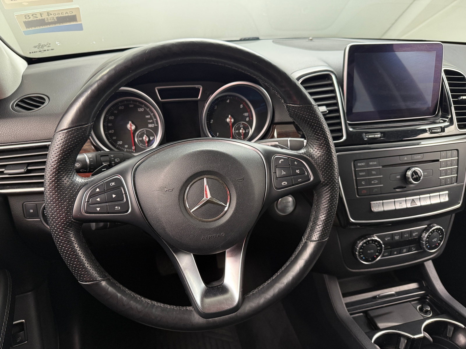 Thumbnail: 2016 Mercedes-Benz GLE - 4