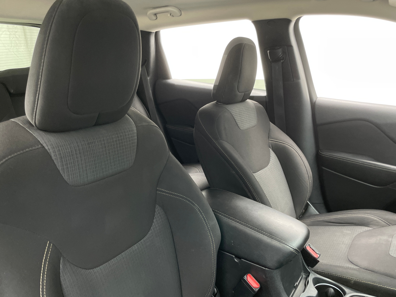 Thumbnail: 2016 Jeep Cherokee - 2