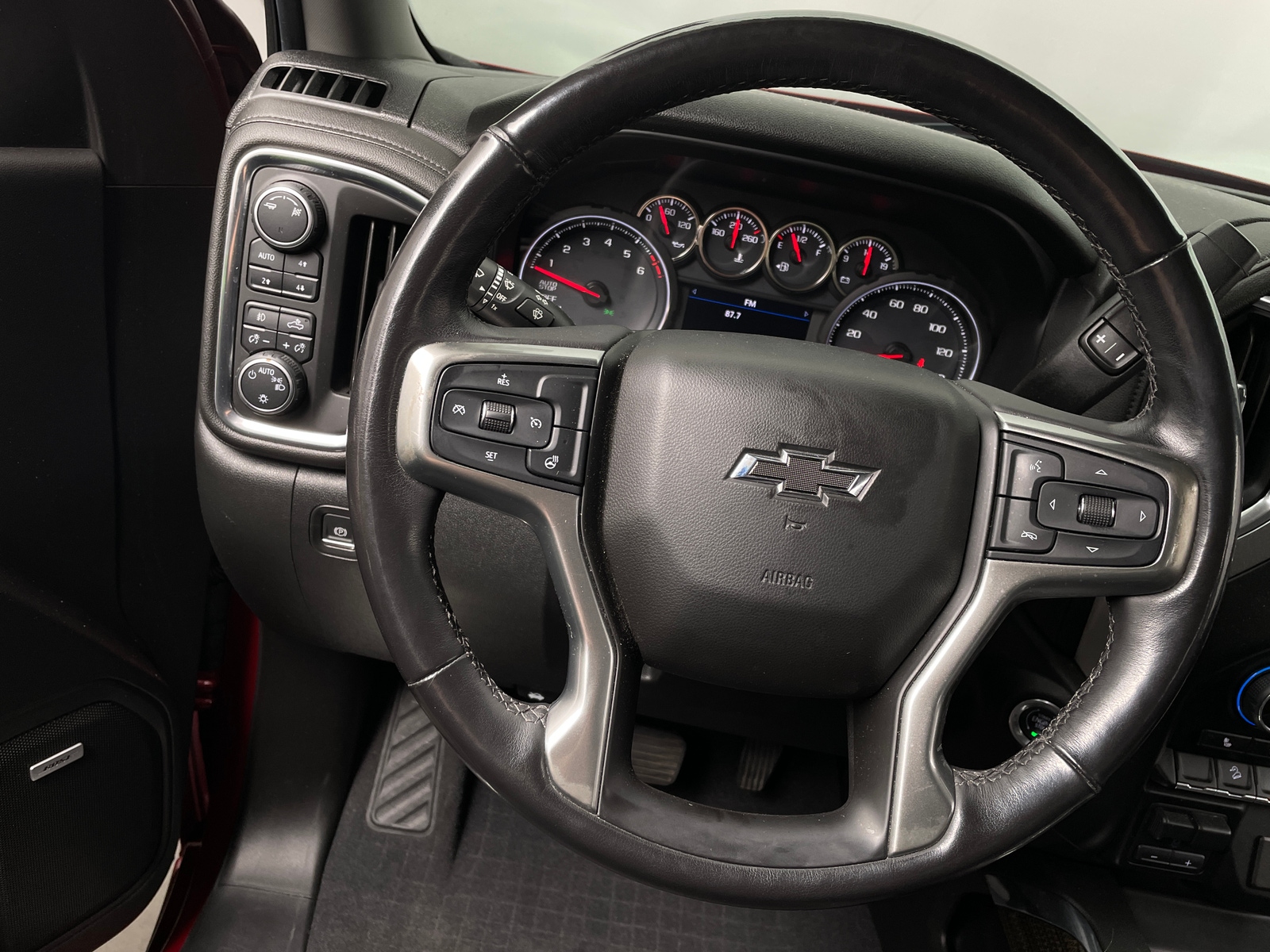 Thumbnail: 2019 Chevrolet Silverado 1500 - 5
